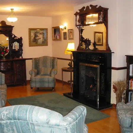 Bed and breakfast Redwood 4*